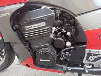 Kawasaki GPZ900r (TopGun) - 5