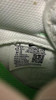 Nike Dunk Low "Green Strike" - 5