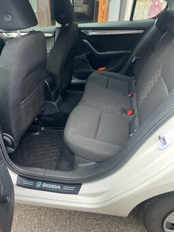 Škoda Octavia 3 1.6TDI 85Kw - 5