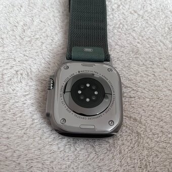Apple Watch Ultra 49mm Titanium (GPS + Cellular) - 5