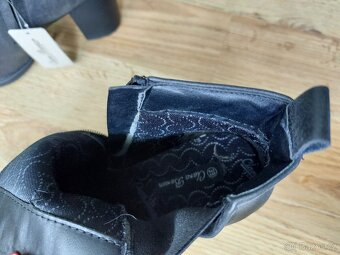 NOVÉ kotníkové zimní boty velikost 39 PC 899,- - 5