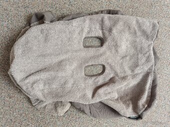 Autosedačka MaxiCosi (Pebble a Pearl) + základna Familyfix - 5