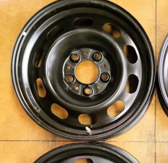 Ocelové disky BMW 5x120 ET33 6,5Jx16" 72,5 - 5