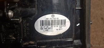 Leve zadni svetlo vw tiguan 5NA945207C - 5