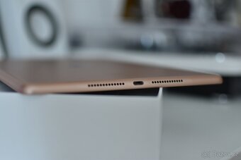 Apple iPad 8 - 2020 – 32 GB - super stav - 5