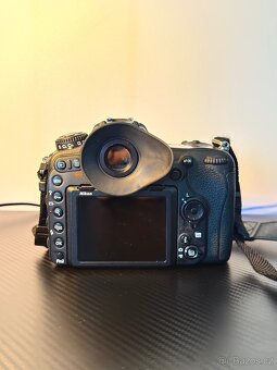 Nikon D500 + příslušenství - 5