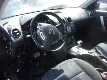 Nissan Qashqai +2 - 5