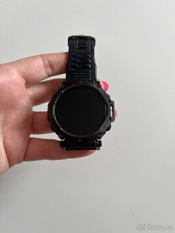Prodám hodinky Amazfit T-Rex Ultra černé - 5