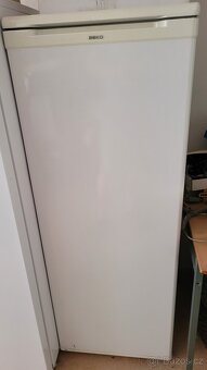 Lednička BEKO LRN2860 bez mrazáku 248litru 145cm - 5
