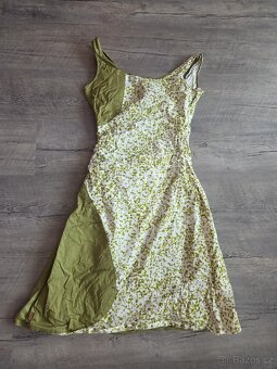 Krásně navržené šaty od Skunkfunk - 5