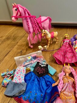 Velká sada panenek Barbie, Rainbow High, Na Na Na - 5