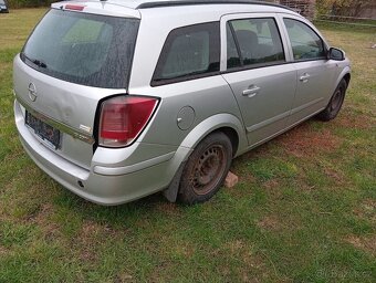 Opel Astra H 1.7 dtci ND - 5