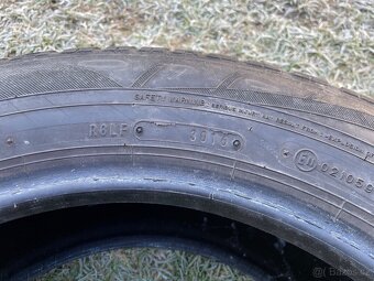 Falken 215/65R17 zimní - 5