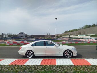 Mercedes W221 s500 4matic long Designo full výbava - 5