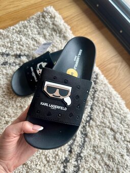 ČERNÉ PANTOFLE KARL LAGERFELD - 5