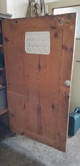 Prodám starožitnou skříň - 5