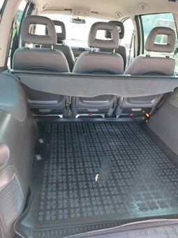 Seat Alhambra 1.9 TDi 85kW 2010 - 5