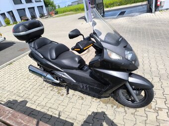 Honda Silverwing 400 r.v.08 najeto 42tis. - 5