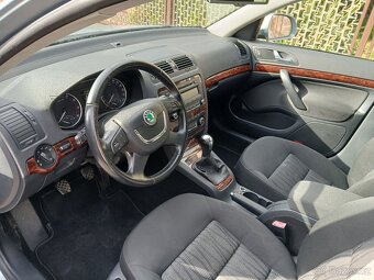 Škoda Octavia 1.4Tsi, 90kW,Nová Česká STK,po kroupech - 5