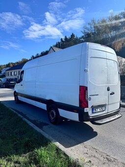 Mercedes-Benz Sprinter - 5