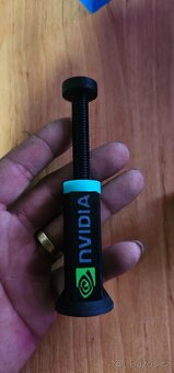 Podpěra grafické karty - 5