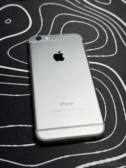 iPhone 6, 16 GB, šedo/černá - 5