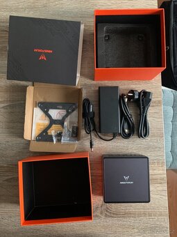 Mini PC - Ryzen 9 7940HS 16x 5.2GHz, 32GB DDR5, 1TB NVMe - 5