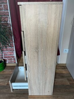 Skříňka se šuplíky - 5