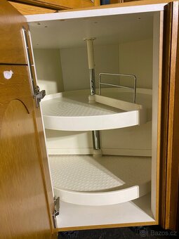 Masivní kuchyňská linka z Německa se spotřebiči - 5