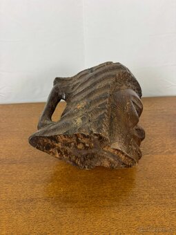 Rituální dřevěná nádoba ve tvaru hlavy (602006) - 5