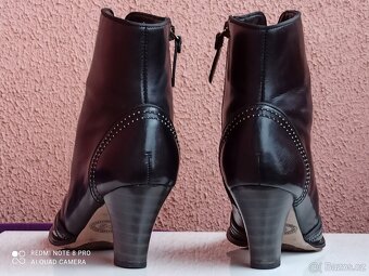 boty Clarks dámské velikost 37 - 5