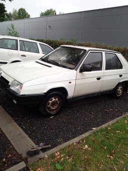 Škoda favorit - 5