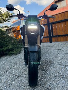 Honda CB 125 R - 5