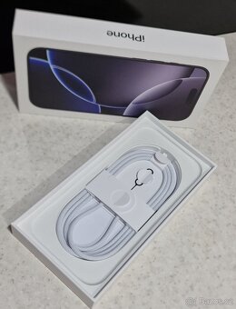 Mobilní telefon Apple iPhone 16 Pro 128 GB - 5