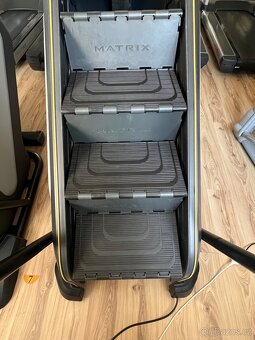 Matrix CX-3 - nový model, super stav - 5