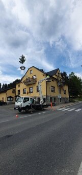 Pronájem montážní vysokozdvižné autoplošiny Cela DT25 - 5