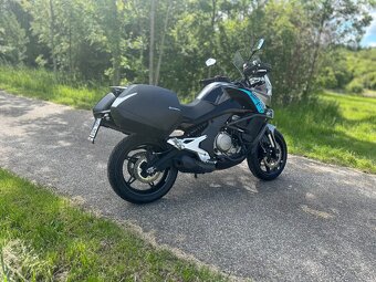 CF MOTO 650 MT - 5