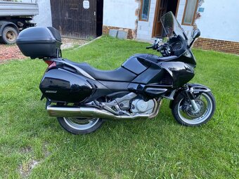 Honda Deauville NT700V - 5