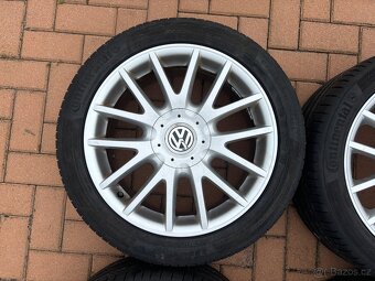 Alu orig letni sada Volkswagen 5x112 7J ET54 225/45 R17 - 5