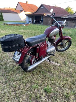 Jawa 250/559 - 5