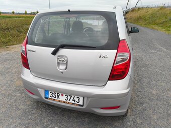Hyundai i10 1.1 i benzín r.v 2011 - 5