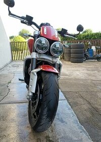 TRIUMPH Rocket 3 R - 5