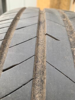 Prodej letní pneu Kumho 215/55/17 - 5