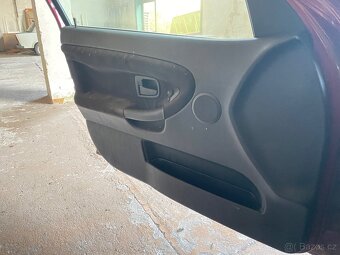 E36 320i díly - 5