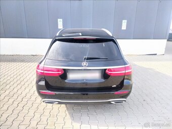 Mercedes-Benz Třídy E 2,0 Avantgarde E 220 d 4MATIC (2018) - 5