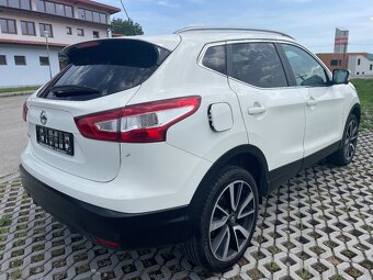 Qashqai 16dCi 96 Kw TEKNA,NAVI,Výhřev.Xenony MAX - 5