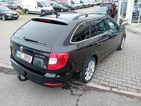 ŠKODA SUPERB KOMBI 2,0TDI DSG NAVI XEN TAŽNÉ /TOP STAV/ - 5