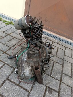 Čz 175 motor - 5