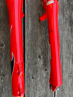 Odpružená vidlice Rock Shox Judy SL MTB retro - 5
