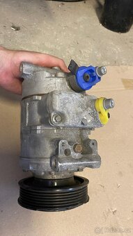 Kompresor klimatizace Denso 1K0 820 859 T - 5